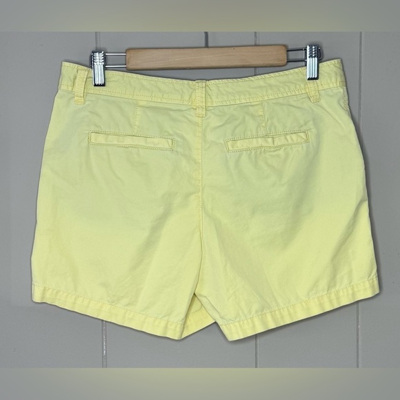 G.H. Bass Yellow 100% Cotton Bermuda Shorts Womens Size 4 - Picture 2 of 8